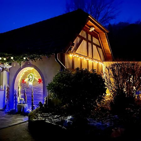 Lo'Gite L'Allee Du Val Lalaye ภายนอก รูปภาพ