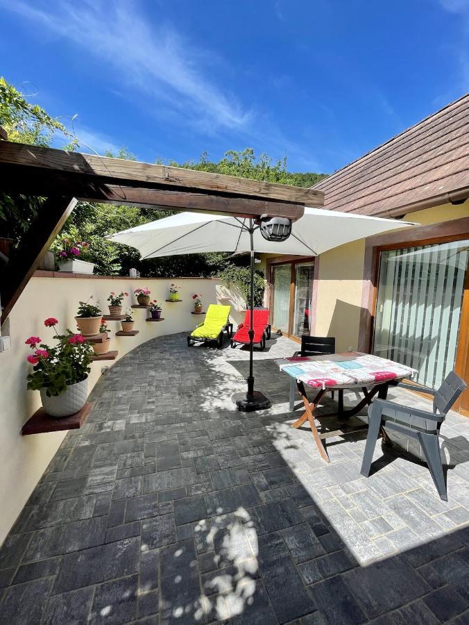 Lo'Gite L'Allee Du Val Lalaye ภายนอก รูปภาพ