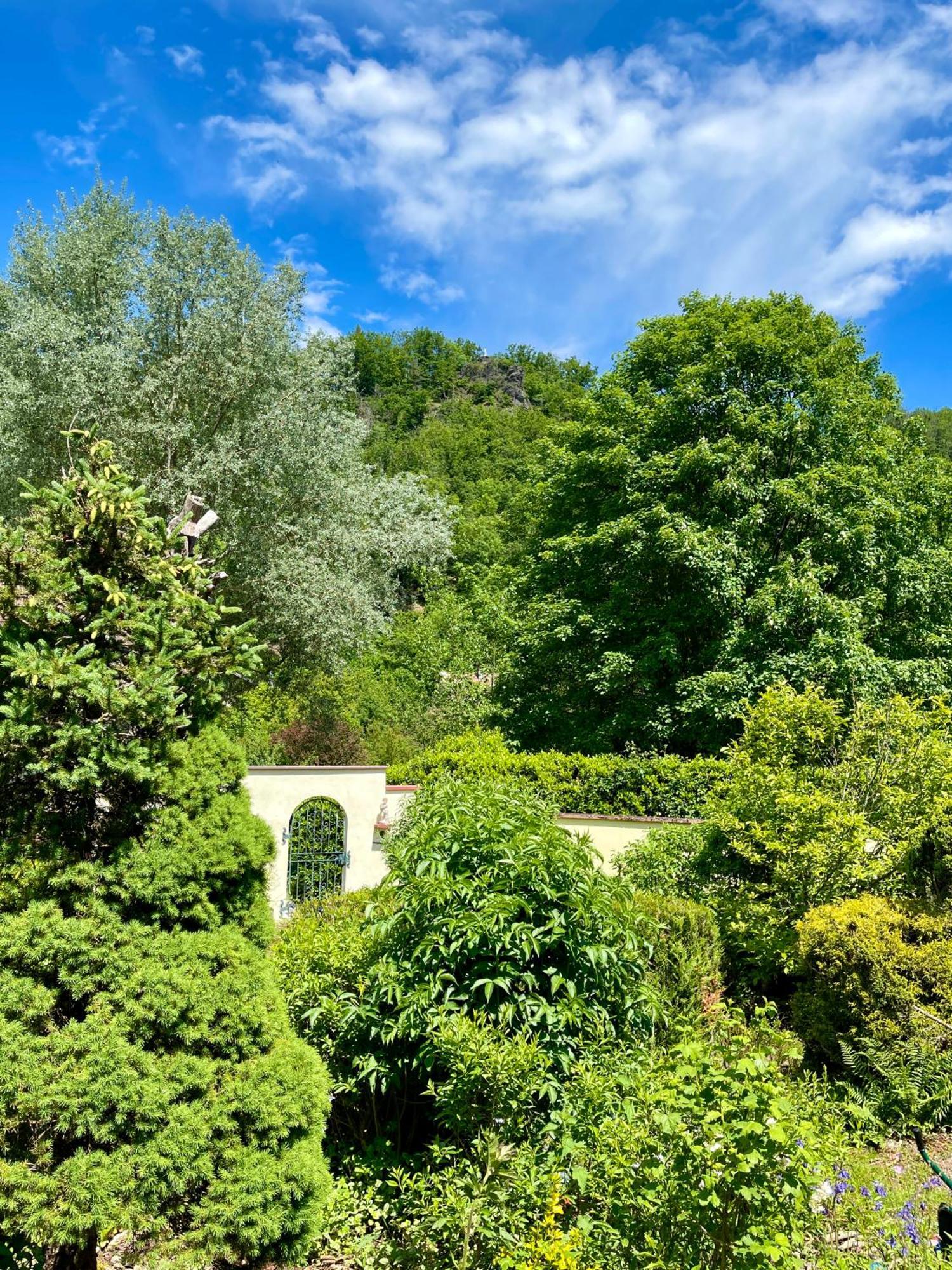 Lo'Gite L'Allee Du Val Lalaye ภายนอก รูปภาพ