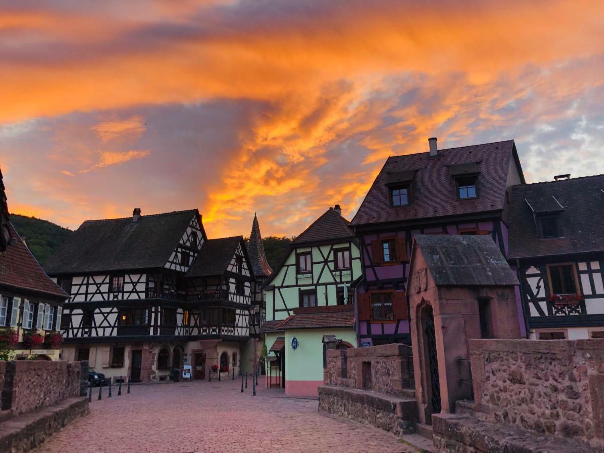 Lo'Gite L'Allee Du Val Lalaye ภายนอก รูปภาพ
